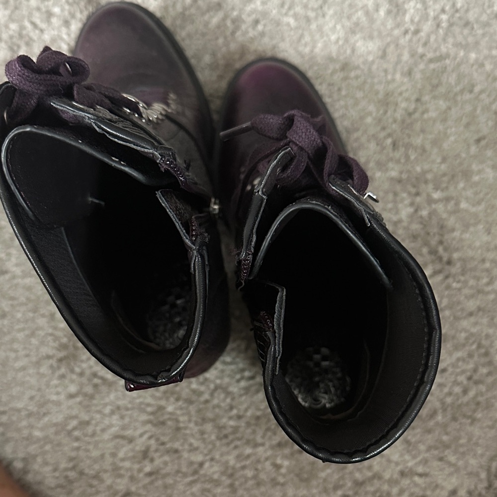 Vince Camuto Dark Purple Lace Up Beautiful Boots Brand New Never Worn. - Picture 3 of 6